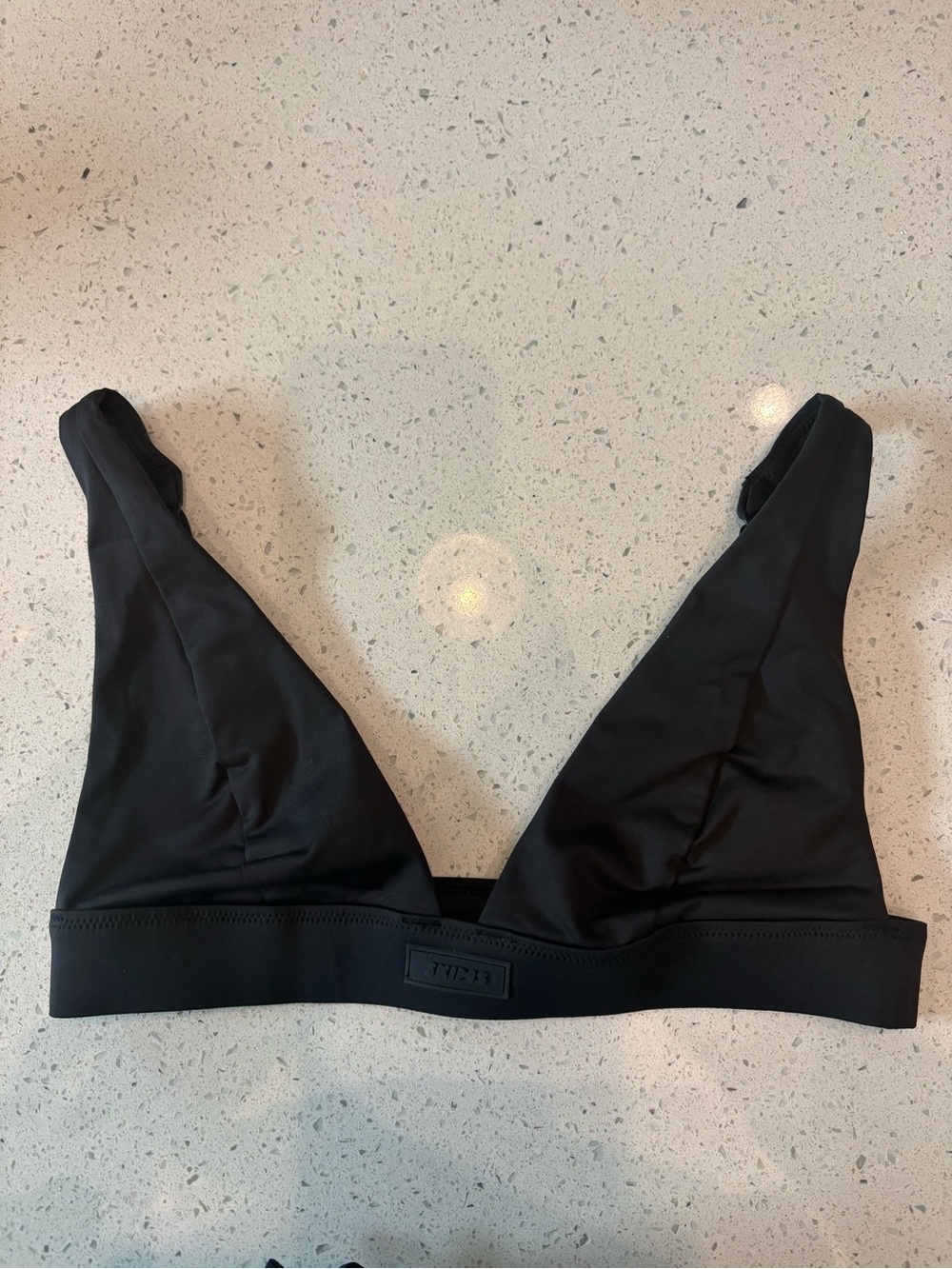 SKIMS Plunge Bralette